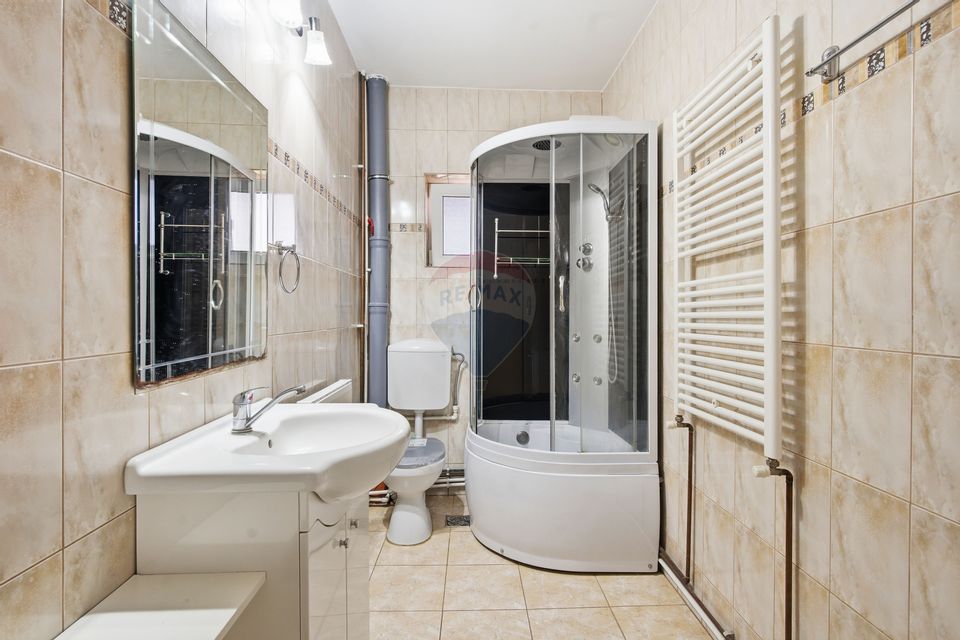 5 room House / Villa for sale