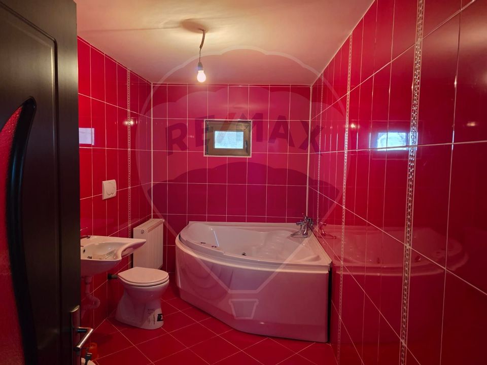 De vanzare casa solida cu teren generos si acces facil Lespezi Bacau