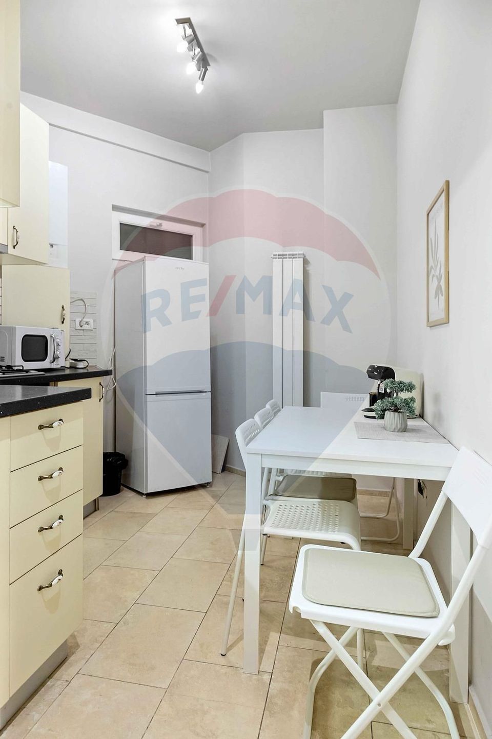 3 room Apartment for rent, P-ta Sfintii Voievozi area