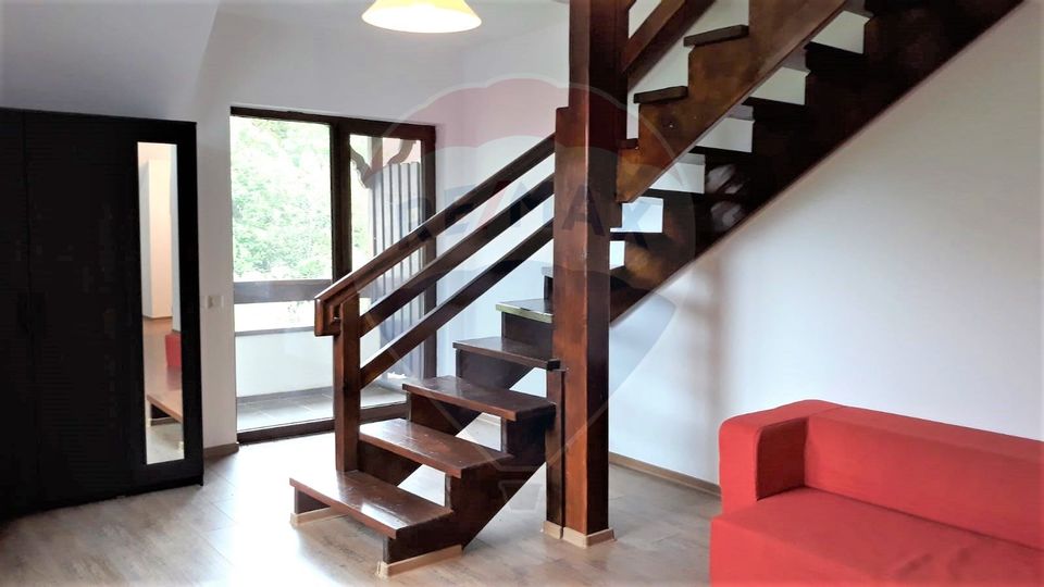 Duplex in vila la Busteni