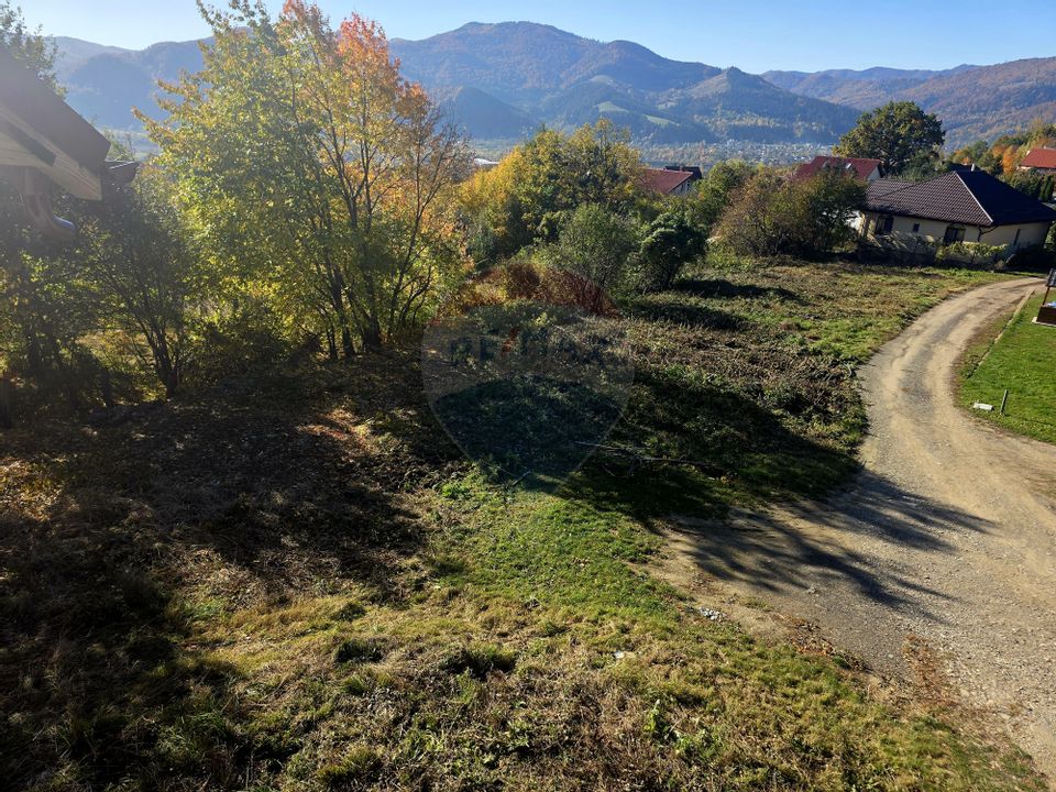 Casă / Vilă cu 5 camere de vânzare