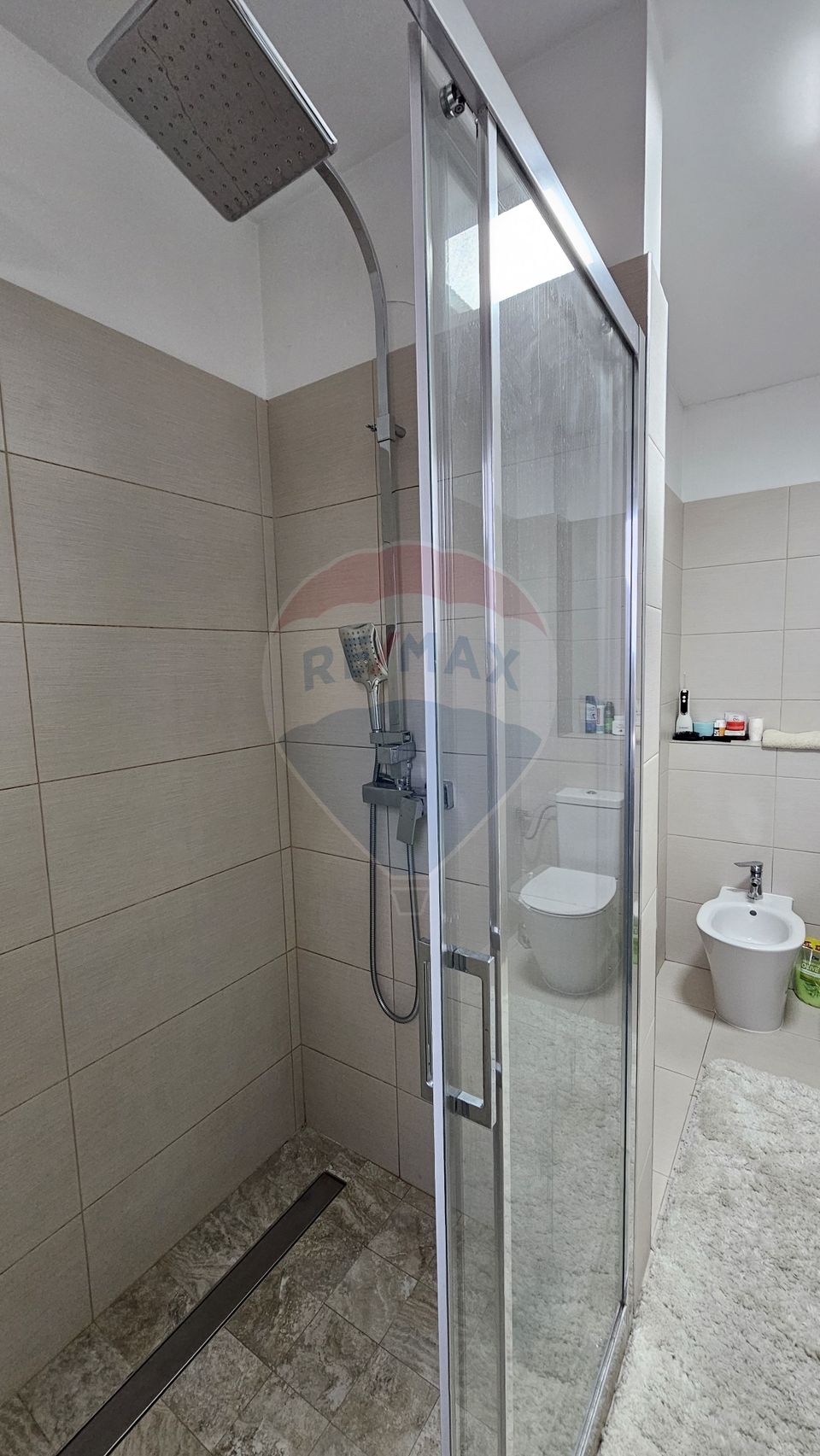Apartament de lux, 105mp, Burdujeni, Suceava