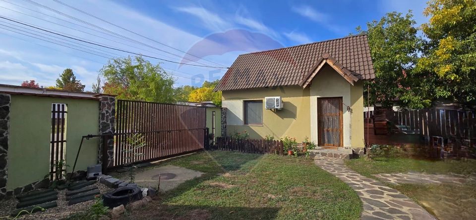 Casă la gri P+M cu anexă – oportunitate unică în Chișineu-Criș!