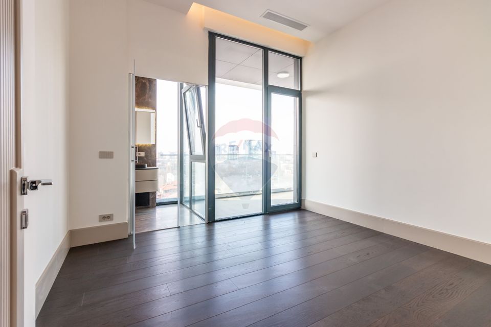 Penthouse spectaculos de vanzare