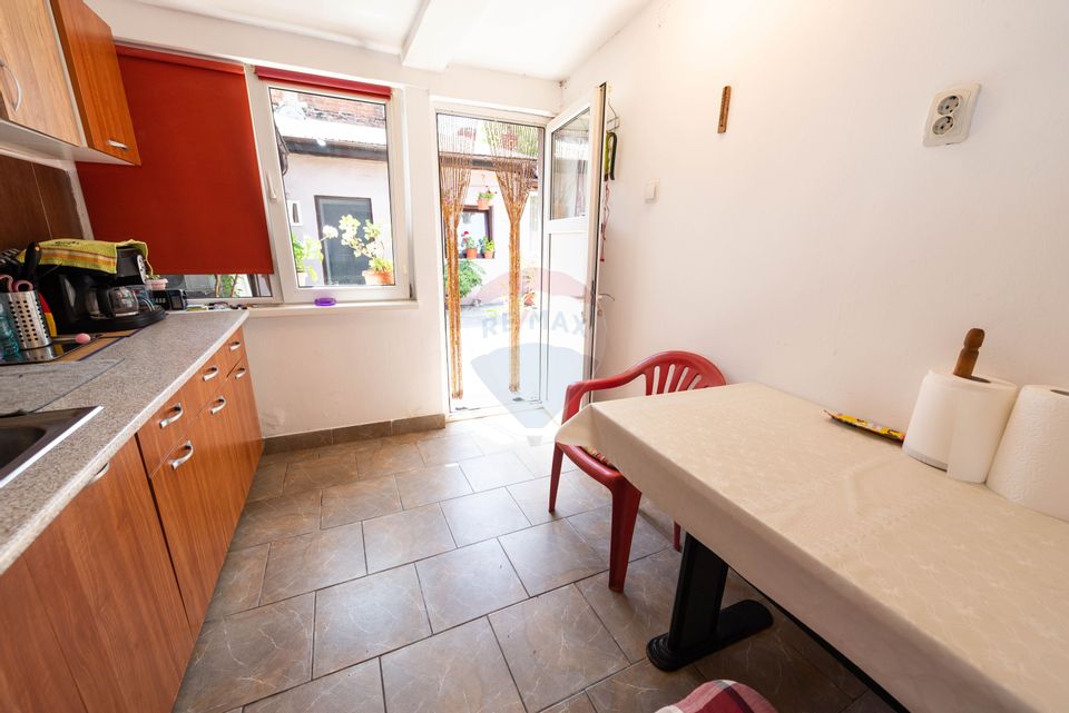 Casa de vanzare 3 camere, teren 410 mp, Parc Bazilescu