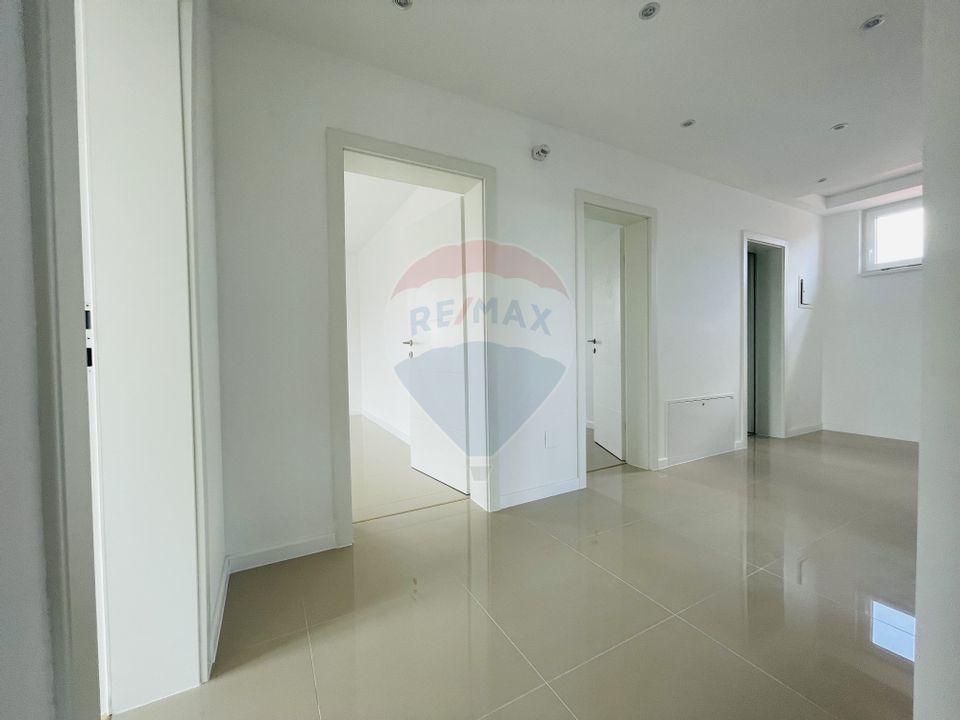 5 room House / Villa for sale