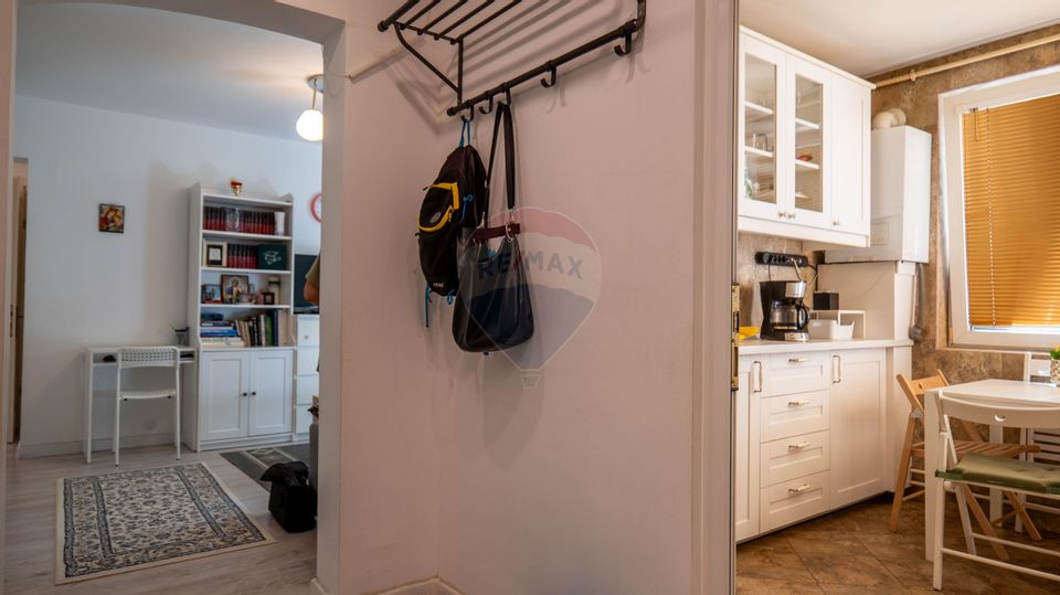 Vanzare apartament 3 camere modern, 62 mp, mobilat și utilat complet