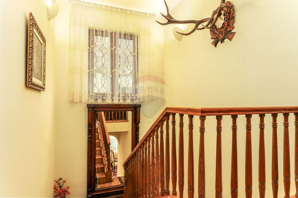 8 room House / Villa for sale, Kiseleff area