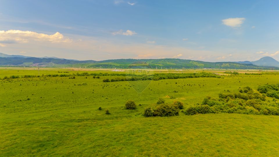 Teren 10,800mp Rasnov / Drumul DN73