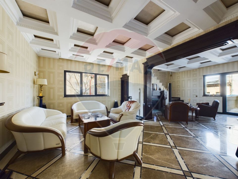 16 room House / Villa for sale, Parcul Carol area