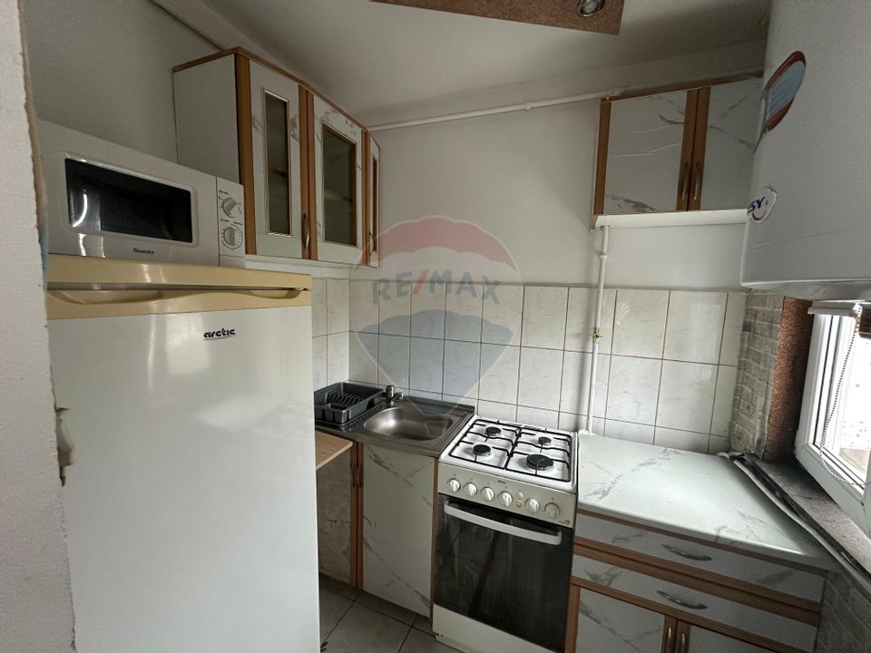 DE VANZARE - GARSONIERA  / INVESTITIE