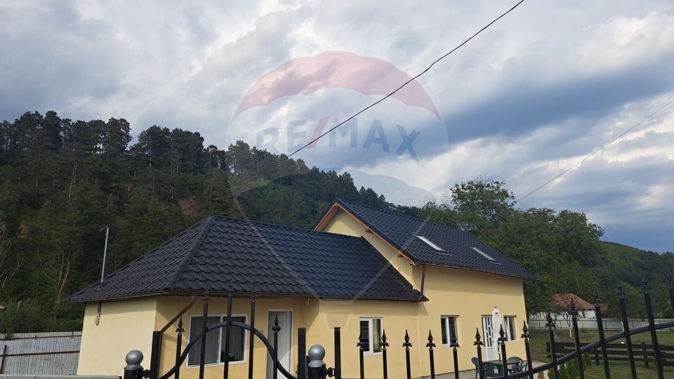 5 room House / Villa for sale