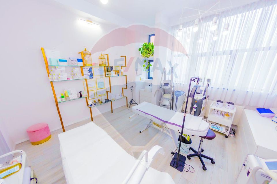 Vânzare spațiu comercial de 500 mp pe Bd. Traian, Baia Mare