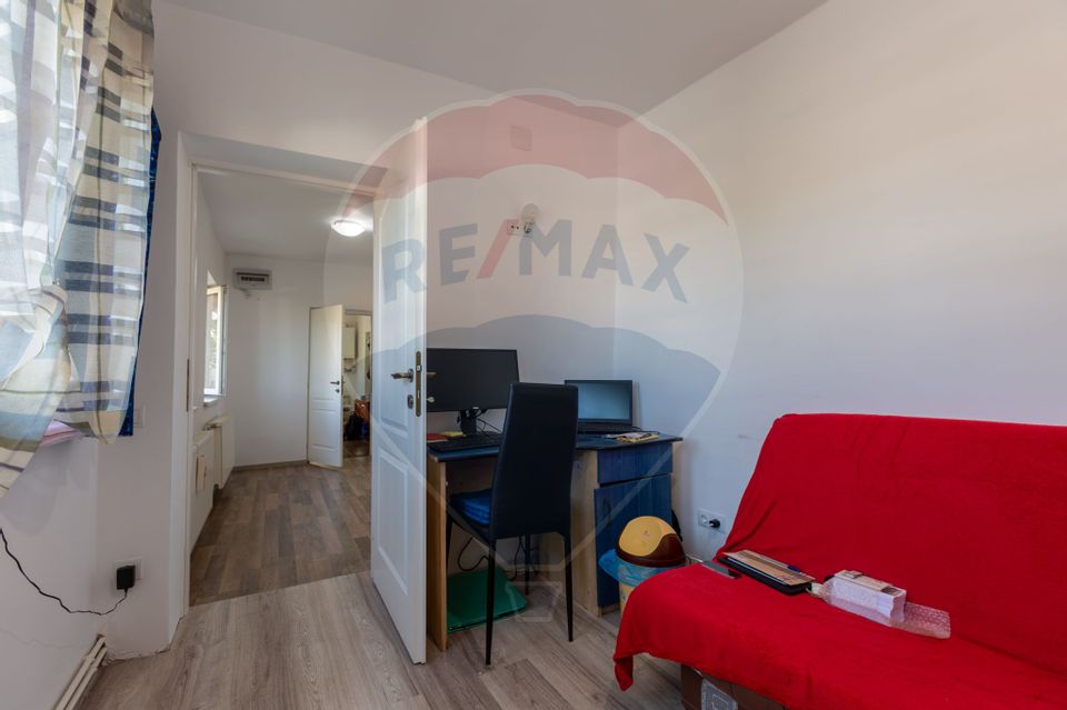 3 room House / Villa for sale, Est area