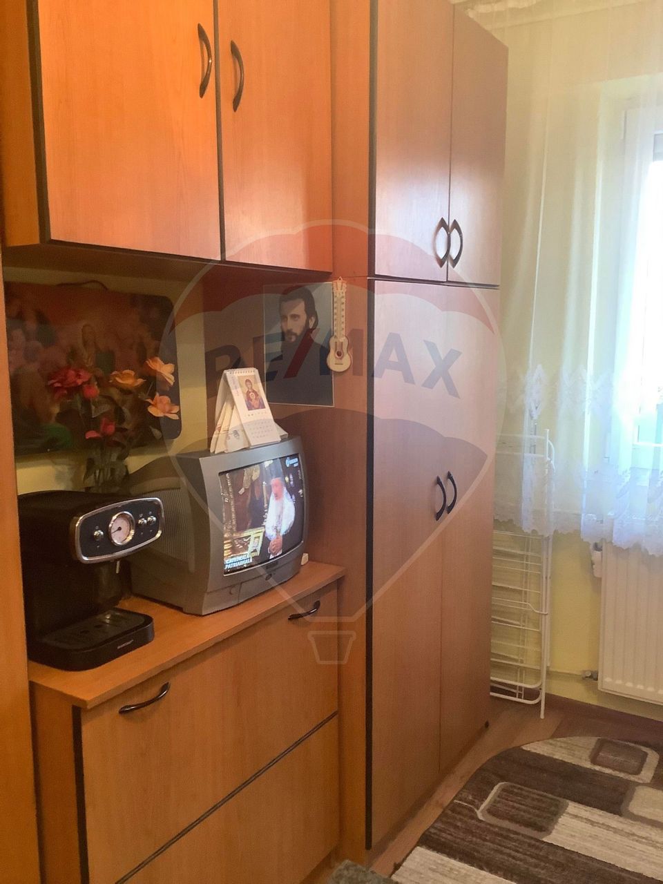 Apartament cu 2 camere de vânzare în zona Boul Rosu