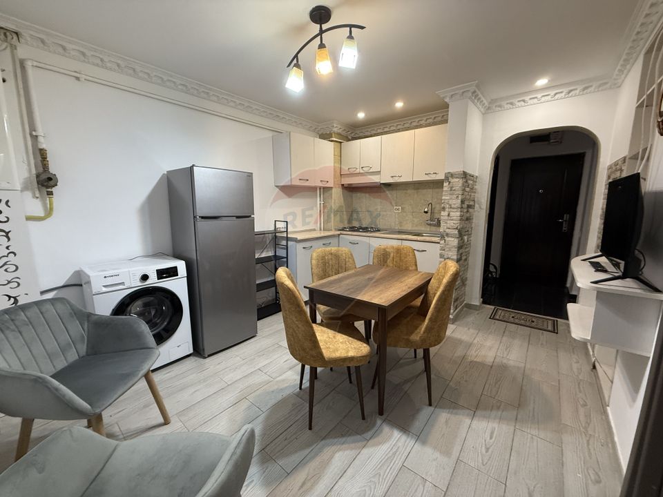 Apartament cu 3 camere de închiriat în zona Teiul Doamnei