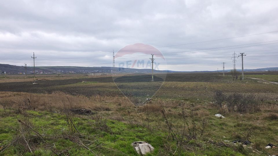 Oportunitate de investiție strategică: Teren extravilan lângă Vaslui!!