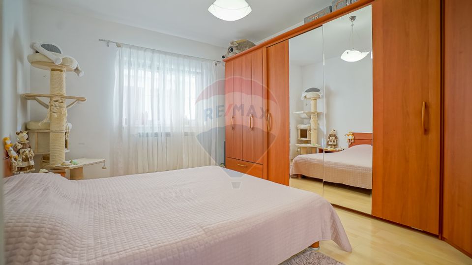 Hotel/Pensiune de vânzare cu 28 camere, Predeal,în zona Cioplea