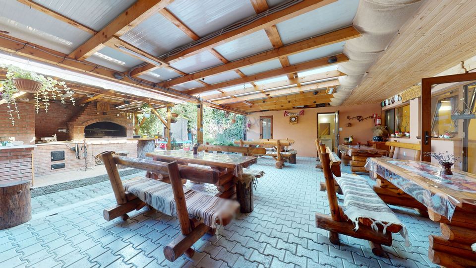 Propietate cu potential de investitie | Pensiune