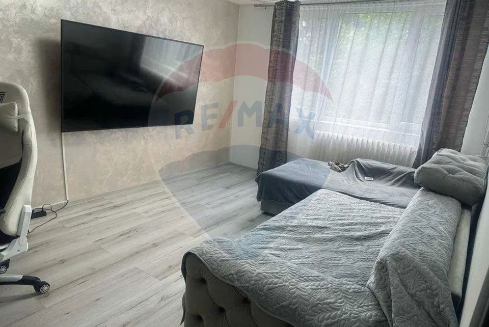 Apartament de închiriat pe Strada Huedin