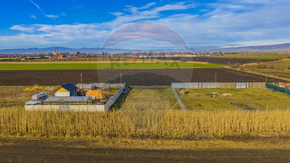 Teren intravilan 800mp Bod / Strada Iasomiei/ zona agrement Cismasu!