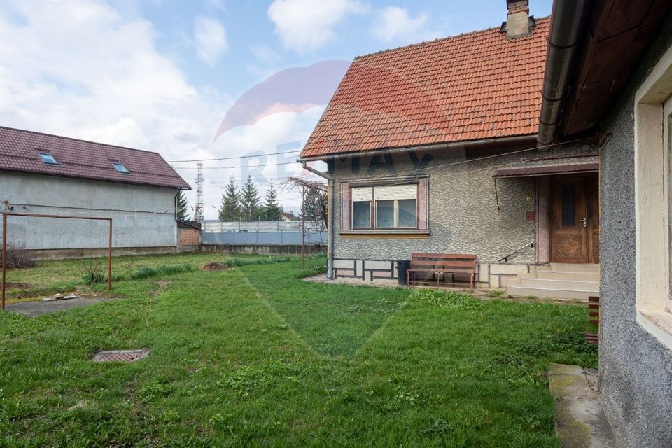 Casă individuală, teren generos–1000 mp | Râșnov, cartierul Primăverii