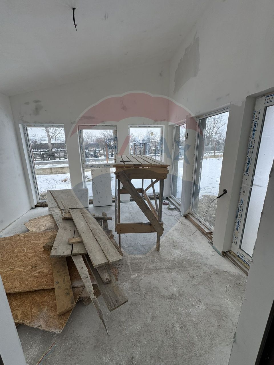 6 room House / Villa for sale