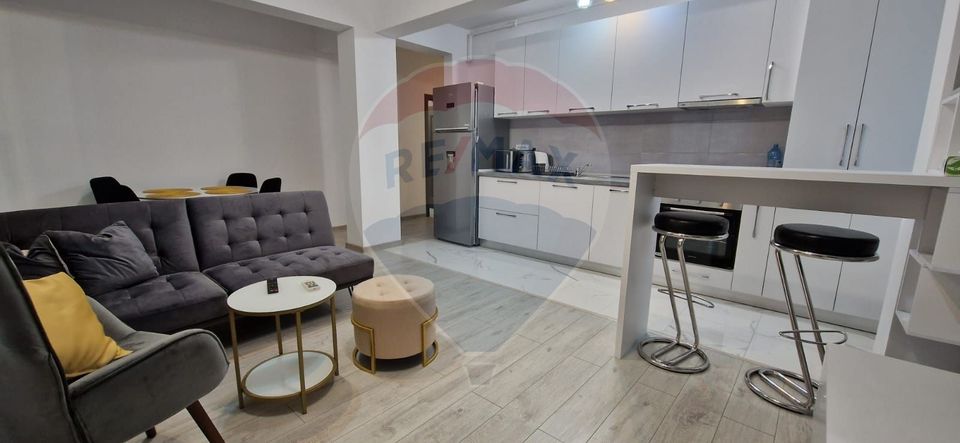 Apartament cu 2 camere de închiriat în zona Tomis Nord