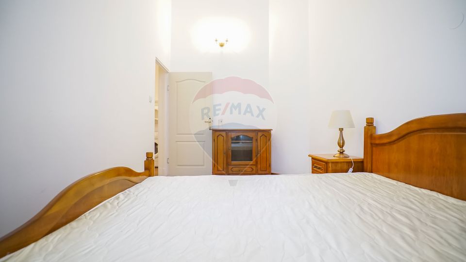 REZERVAT! Apartament 3 camere, în vilă, cu grădină proprie