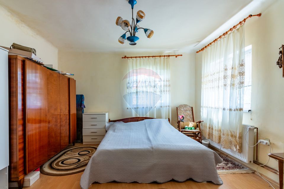 4 room House / Villa for sale, Andronache area