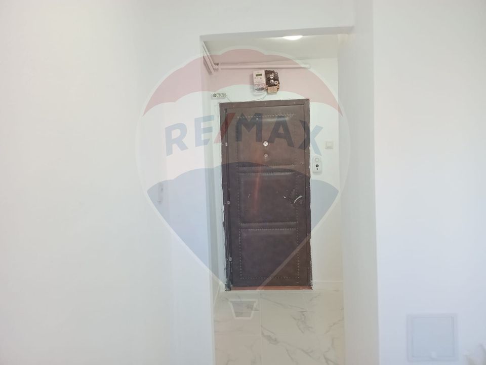 Apartament 2 camere etj 1 /10 nemobilat în zona Aurel Vlaicu
