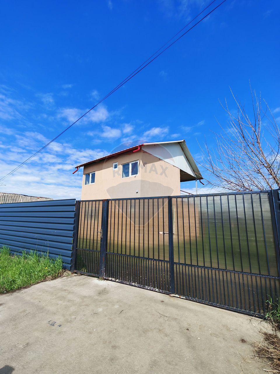 P+1, 100 mp utili, teren 960 mp, Sărbătoare – la 14 km de Craiova