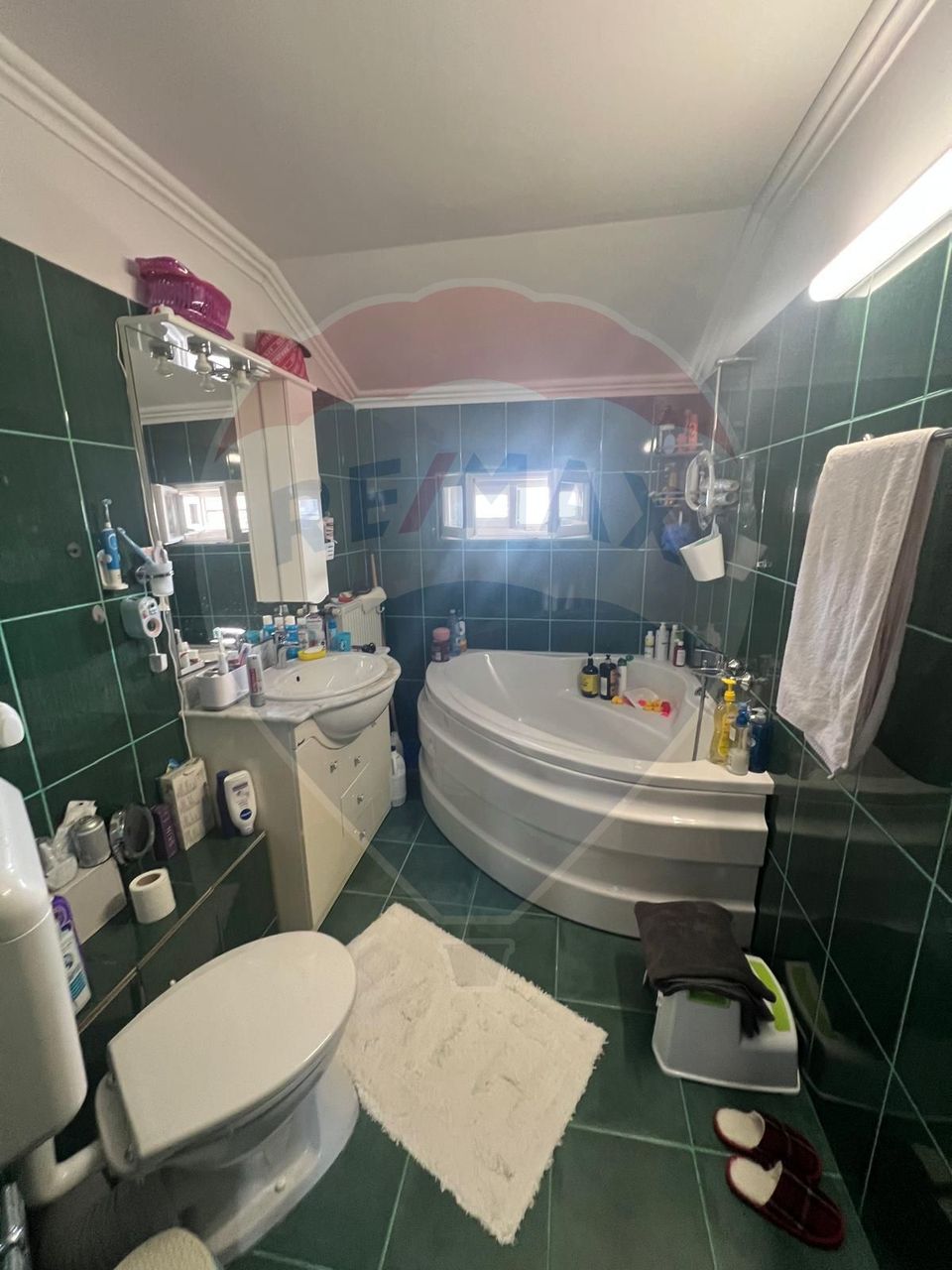 3 room House / Villa for sale, Tabacari area