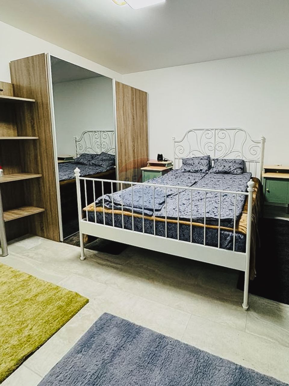 Apartament cu 3 camere de vânzare în zona Central