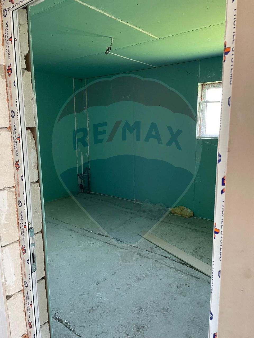 Casă P+1- Vasilați - 491 mp teren - posibiliate de extindere