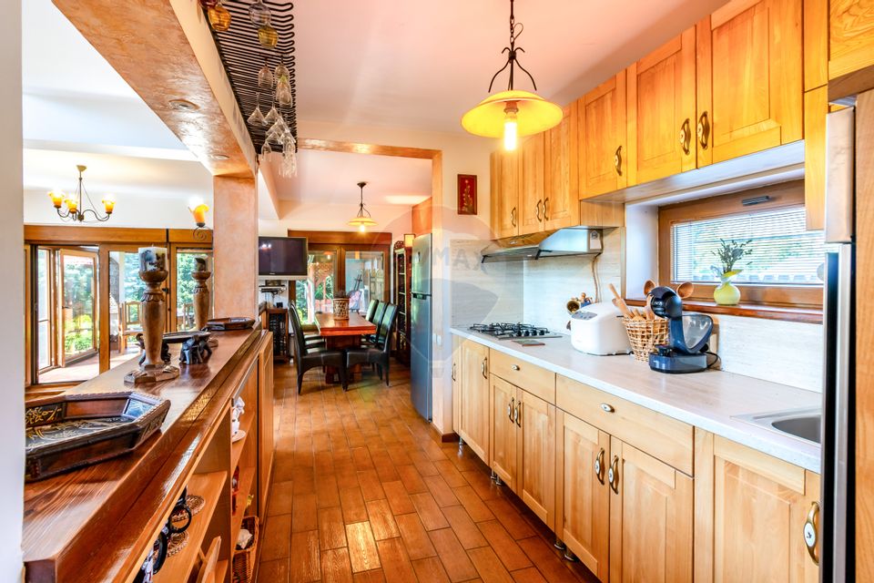 Vanzare Casa de vacanta Brebu, Prahova, Campina cu gradina si livada