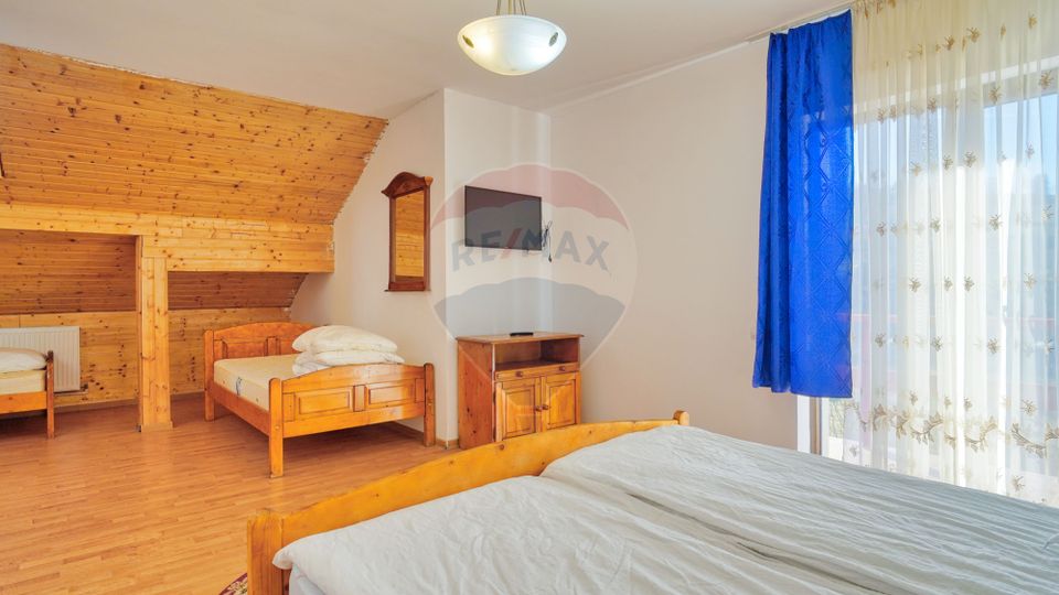 15 room Hotel / Pension for rent