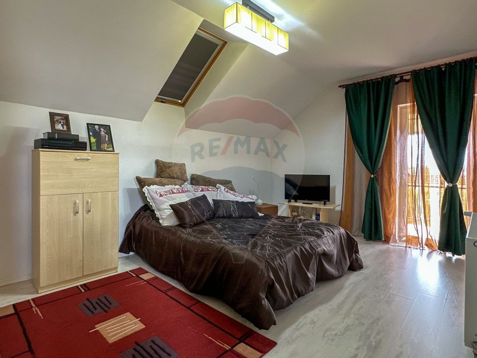 Vila de vanzare pe Str.Strugurilor/Terezian