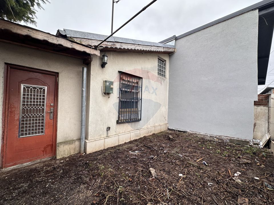 Land with house - 498 sqm Colentina/St. Nicolae Apostol