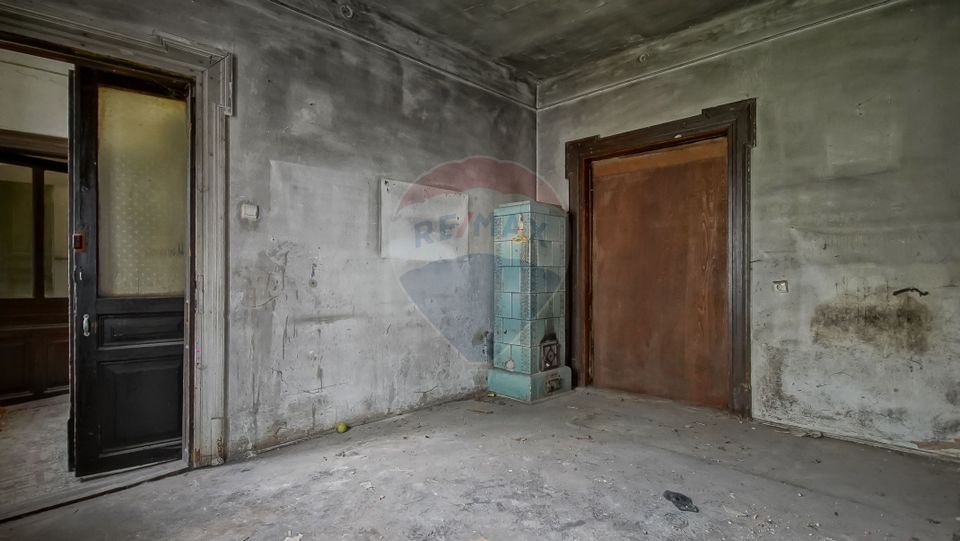 10 room House / Villa for sale, Brasovul Vechi area