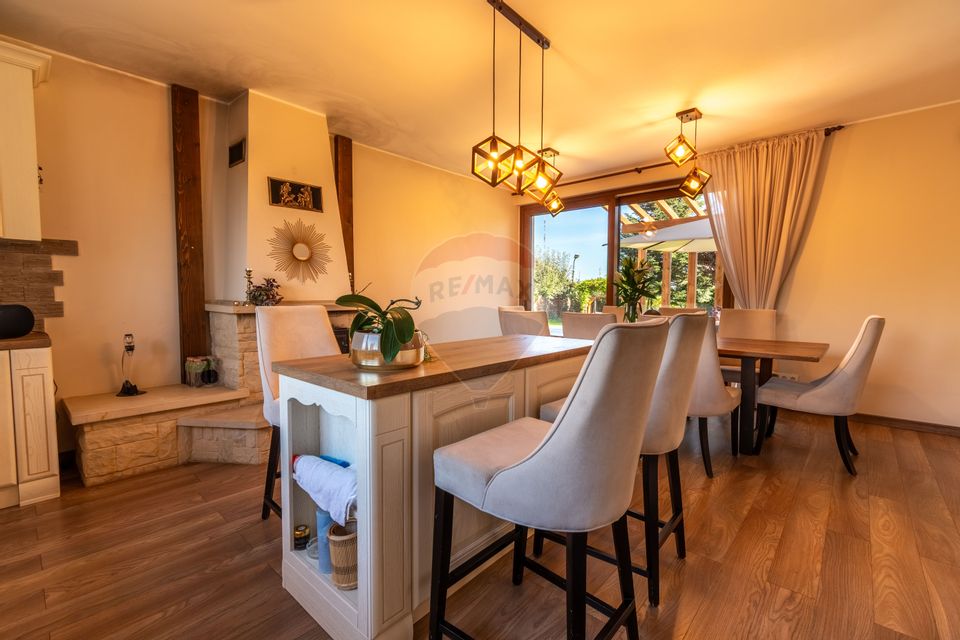 Proprietate exclusivista de vanzare: 2 case | 9 camere | 2000 mp teren