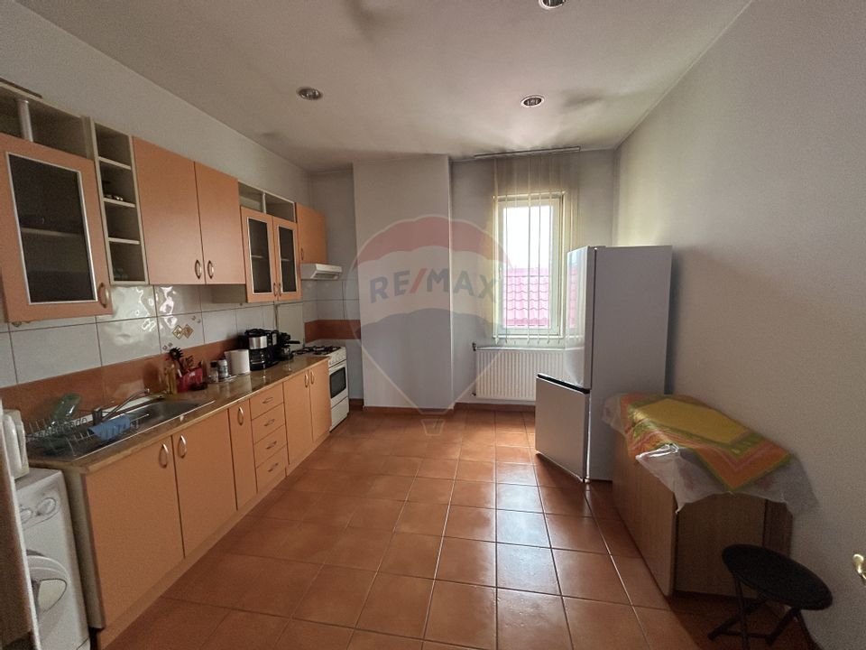 Spațiu 324mp FRIG / 300mp BIROURI de vânzare în zona VALUE CENTRE