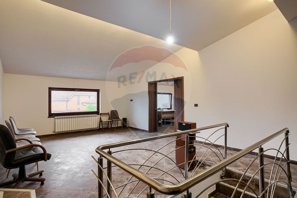 Spațiu comercial de 190 mp de închiriat în zona Subcetate