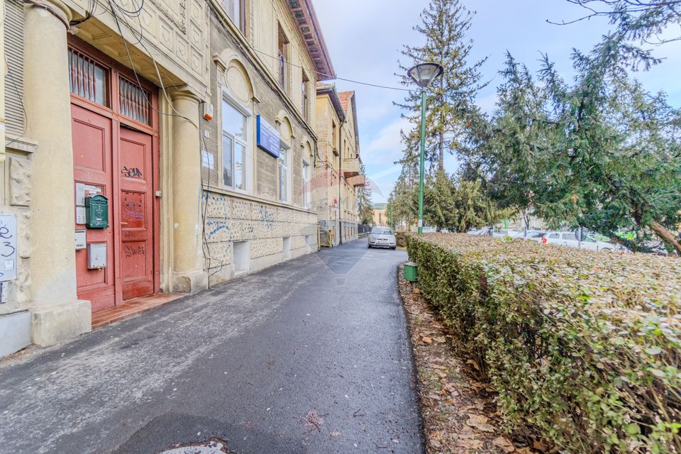 Office space for rent – central area, Str. Castanilor