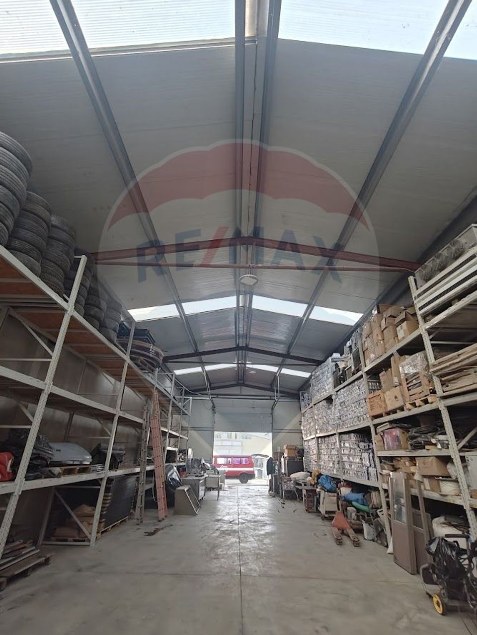 Spațiu industrial de 295mp vânzare exclusivitate in zona de Est