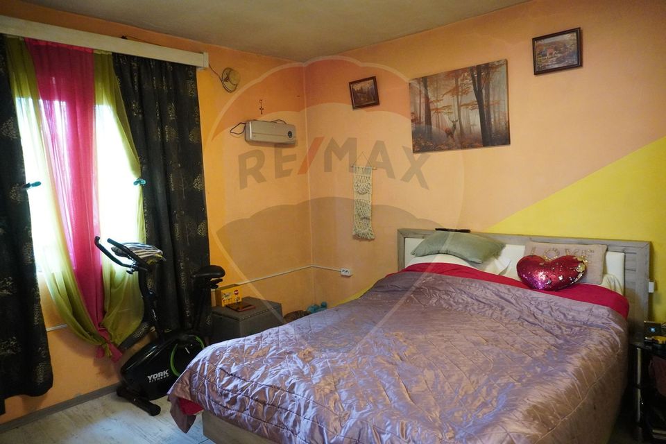 6 room House / Villa for sale