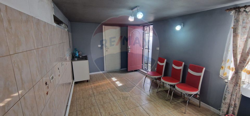 4 room House / Villa for sale, Central area
