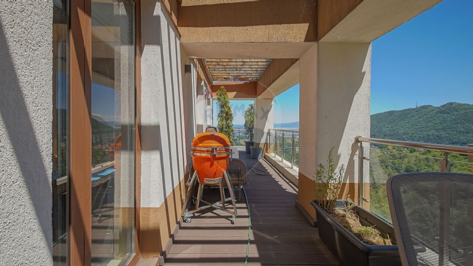 REZERVAT! PENTHOUSE UNIC IN BRASOV SINGUR PE NIVEL | DRUMUL POIENII