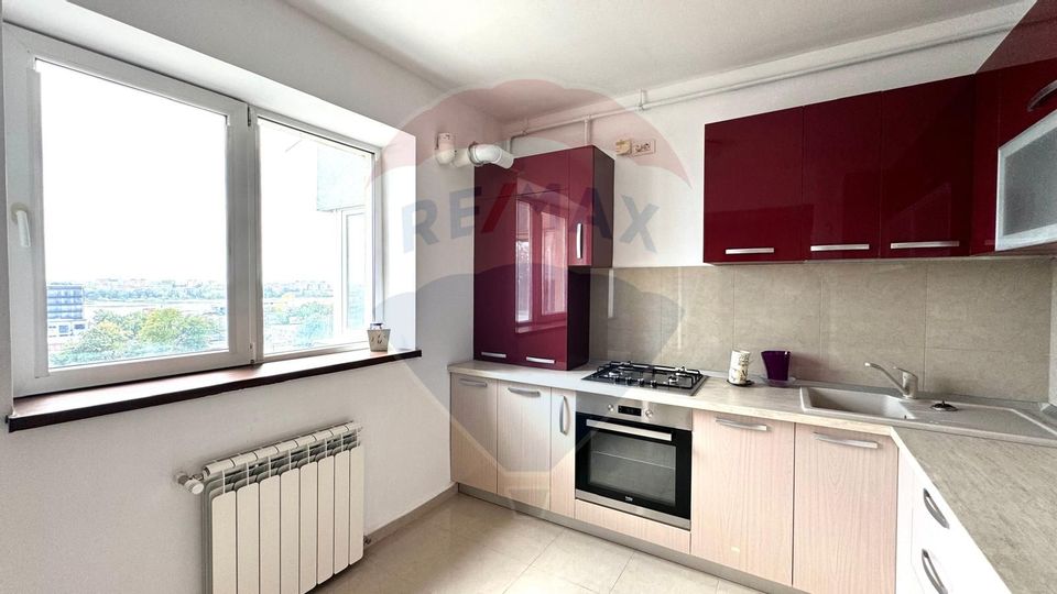 Inchiriere apartament 3 camere In Complexul Orion, Faleza Nord