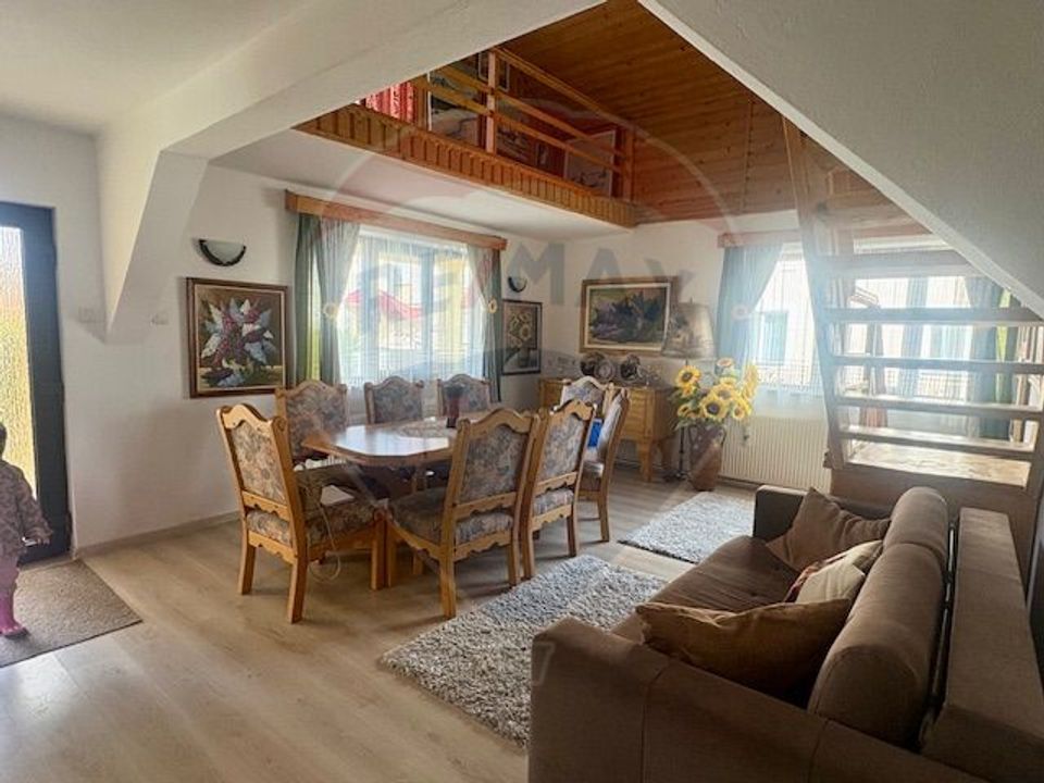 6 room House / Villa for sale